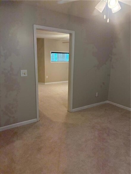 Building Photo - 2275 Snug Harbor NE