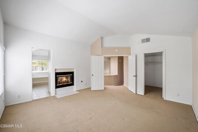 Building Photo - 751 Trousdale St