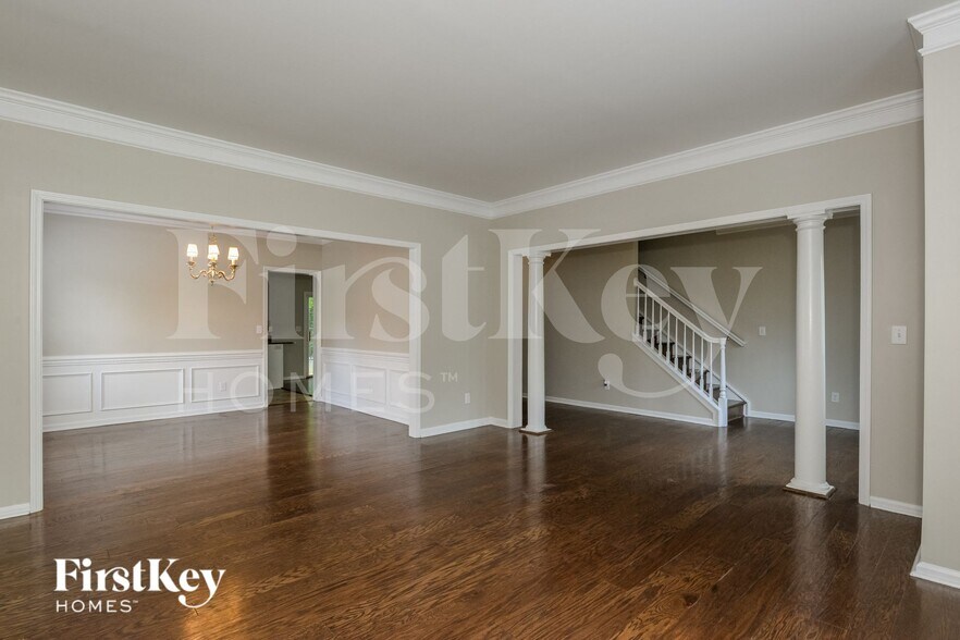 Building Photo - 13622 Edgetree Dr