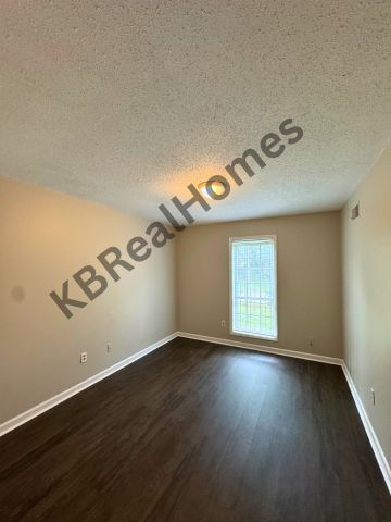 Building Photo - 4095 Haliburton St