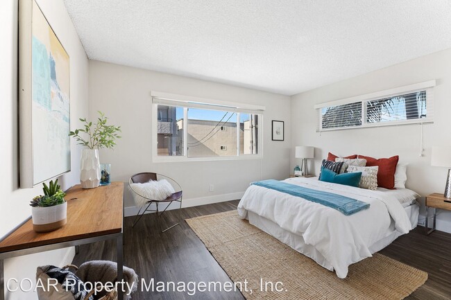 Interior Photo - The Coronado House