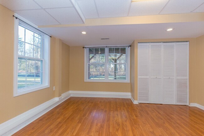 Building Photo - 100 Nutting Rd