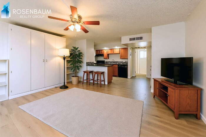 Building Photo - 6320 N 16th St