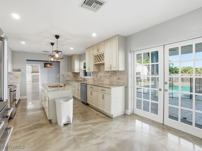 Building Photo - 4920 Shady River Ln