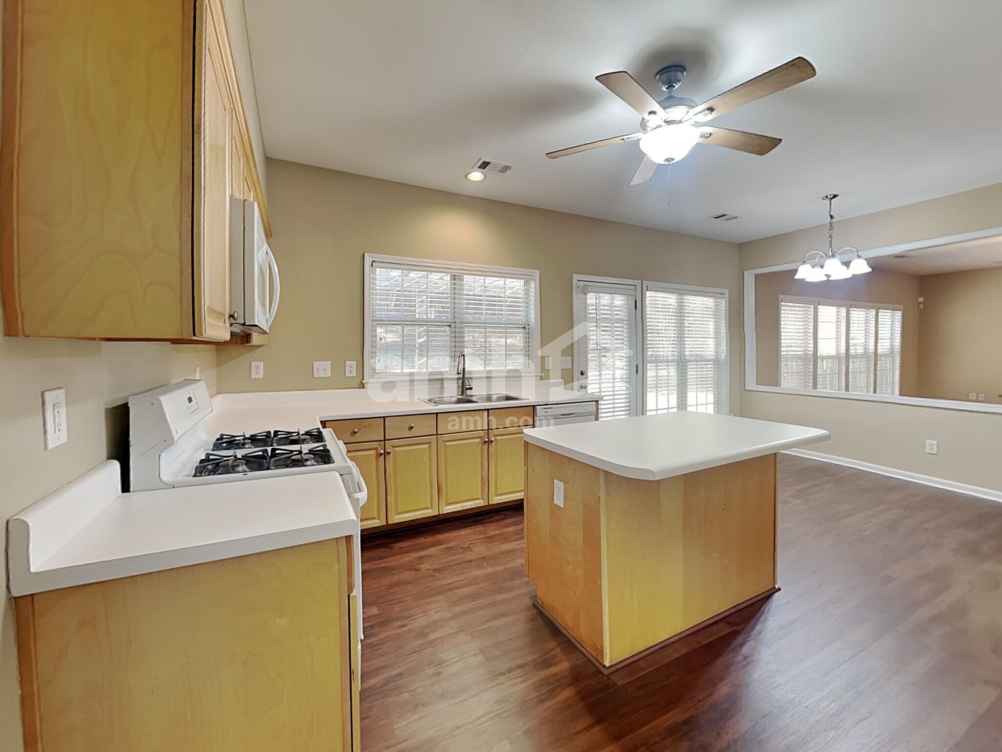 Building Photo - 5715 Oxborough Way