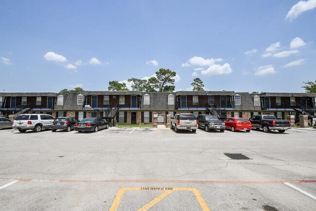 Building Photo - 9021 Gaylord Dr