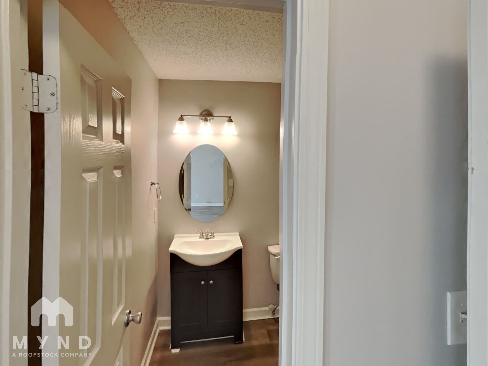 Building Photo - 2006 Harrison Park Dr