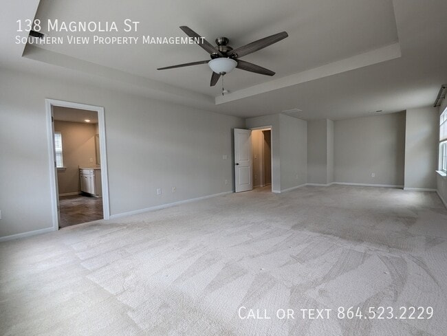 Building Photo - 138 Magnolia St