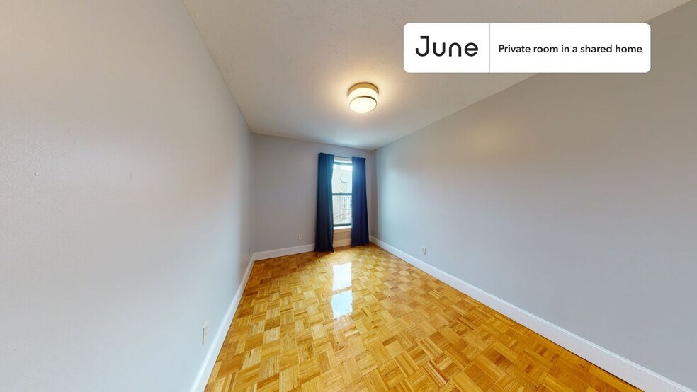 Building Photo - Room in Shared 4 bed/2 bath home