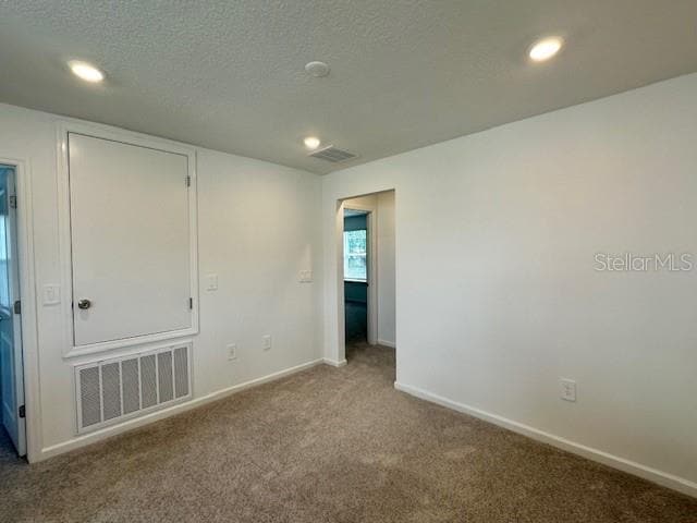 Building Photo - 4034 NE 30th Ter