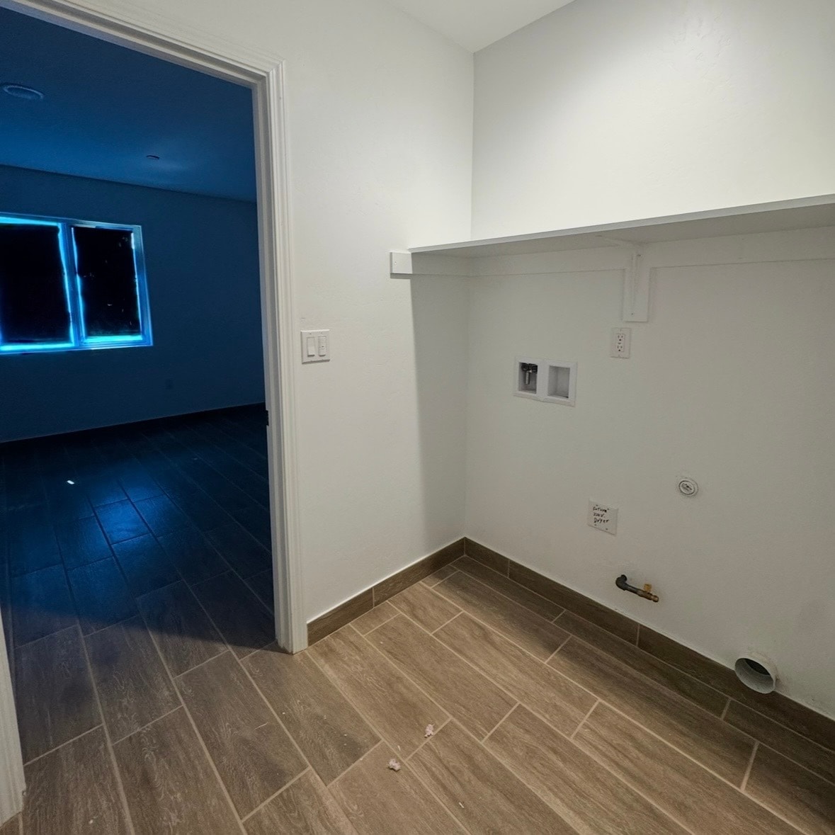 Washer/Dryer Hookup - 1128 Jefferson St