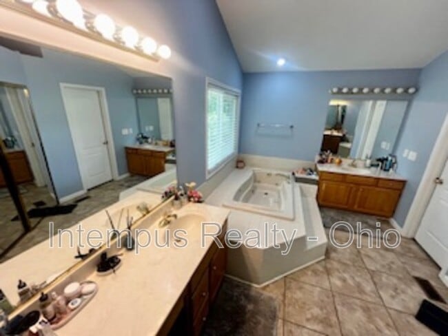 Building Photo - 2449 Anderson Manor Ct