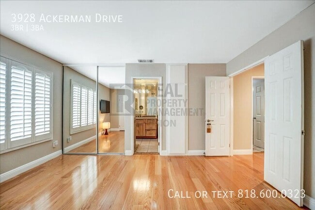 Building Photo - 3928 Ackerman Dr