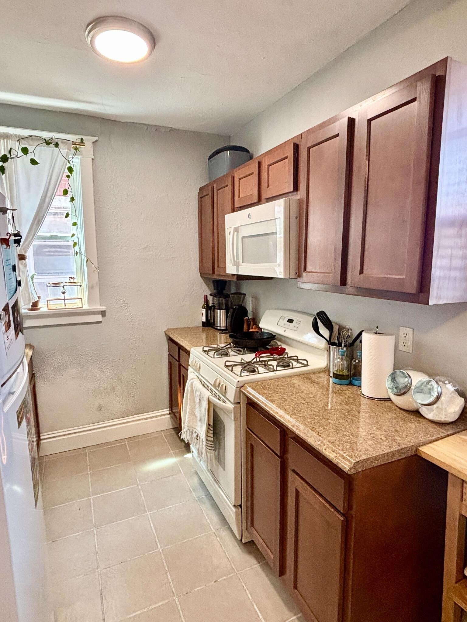 Building Photo - 5331 Bancroft Ave