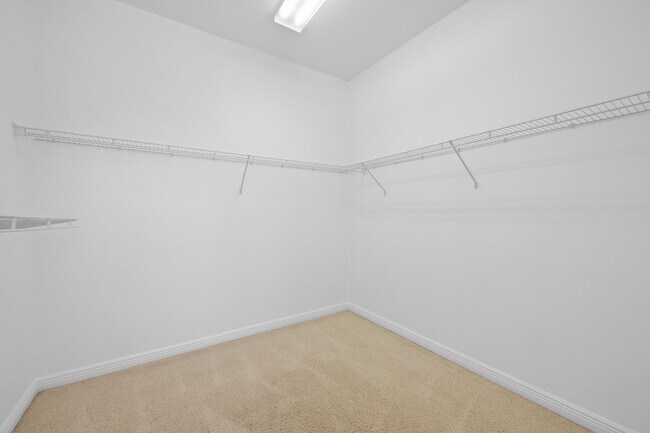Building Photo - 870 NW 83rd Ln