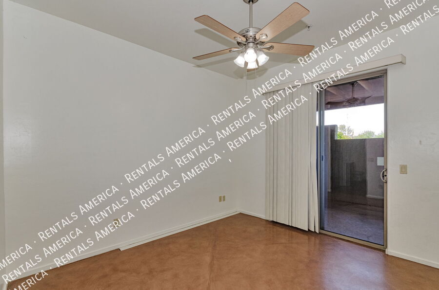Building Photo - 446 N Campbell Ave