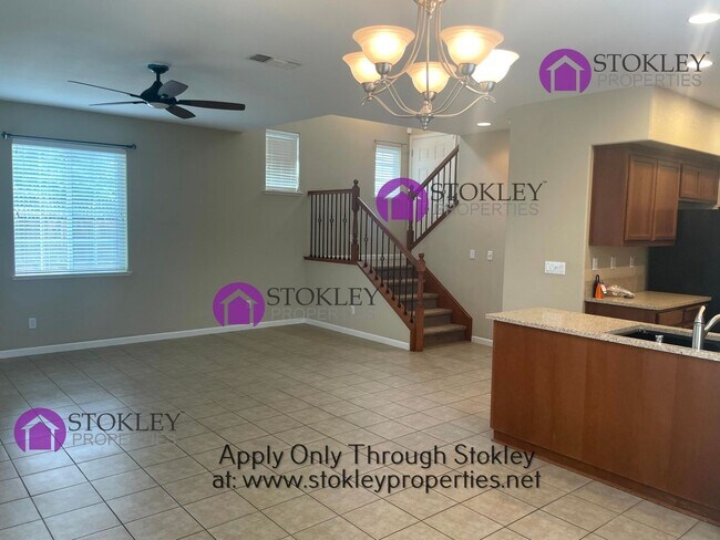 Building Photo - 1540 Silverleaf Ln