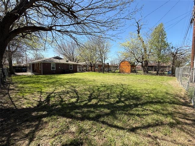 Building Photo - 1715 W Elm St