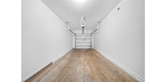 Building Photo - 12 Bella Vita Way