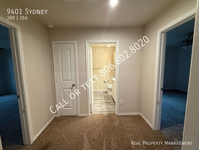 Building Photo - 9401 Sydney-