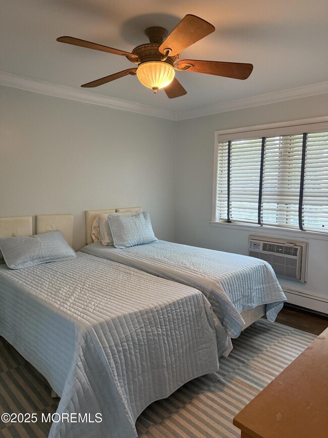 Building Photo - 35 Sternberger Ave