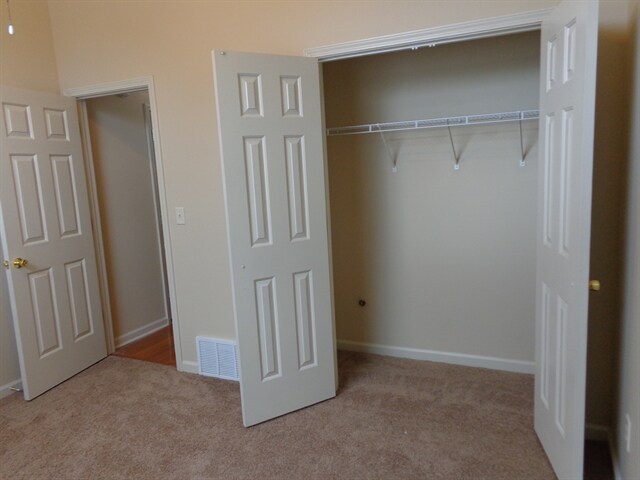 Building Photo - 7859 Parkmont Dr
