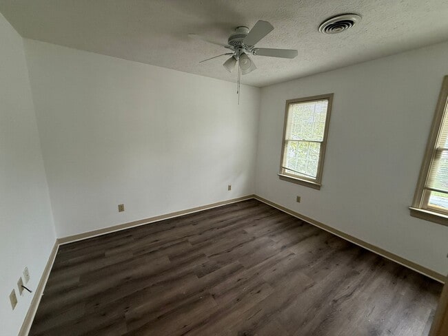 Building Photo - 8207 Whirlaway Dr
