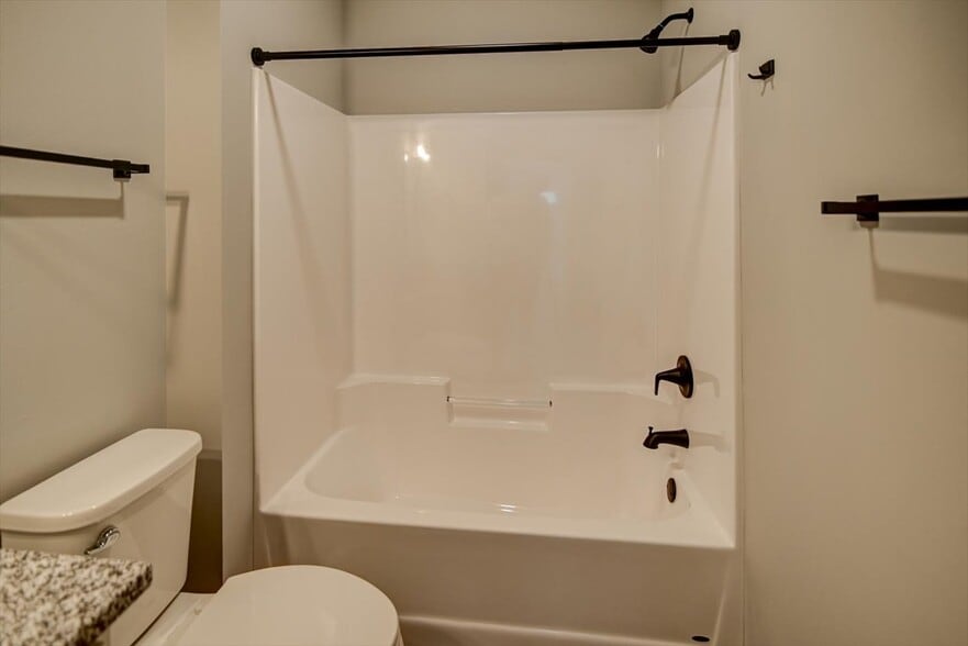 Building Photo - 4831 Suelo Rd