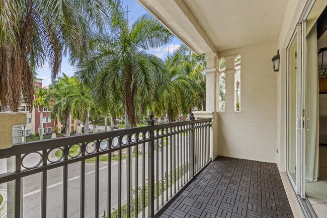 Building Photo - 2900 NW 125th Ave