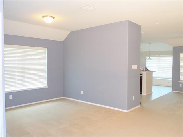 Building Photo - 213 Cliffbrook Dr