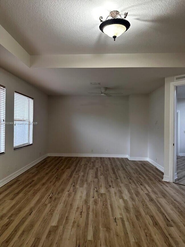 Building Photo - 140 NW 117th Terrace