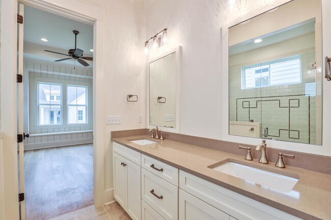Building Photo - 4425 Grace Pk Trl