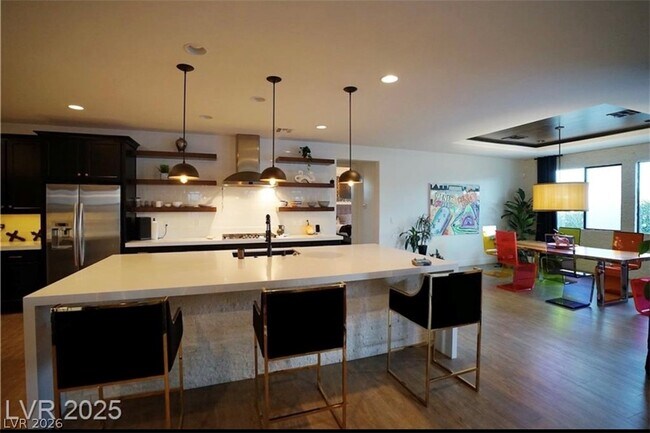 Building Photo - 9239 Beltana Ct