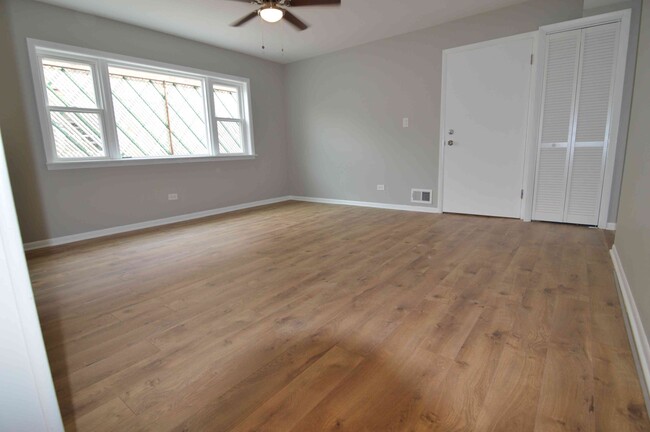 Building Photo - 2064 N 18th Ave