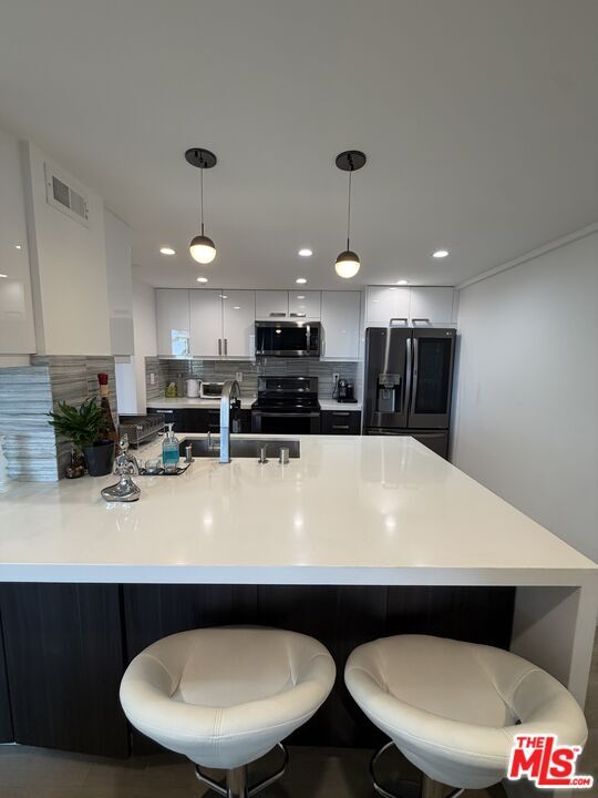 Building Photo - 10535 Wilshire Blvd