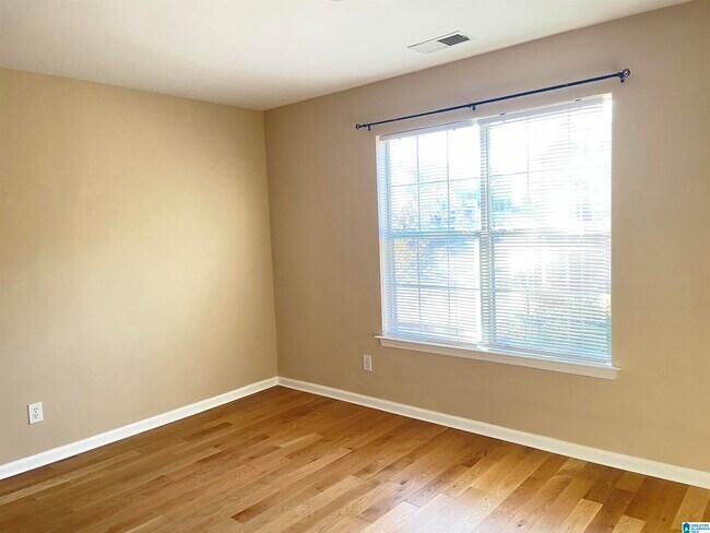 Building Photo - 2529 Mountain Cove