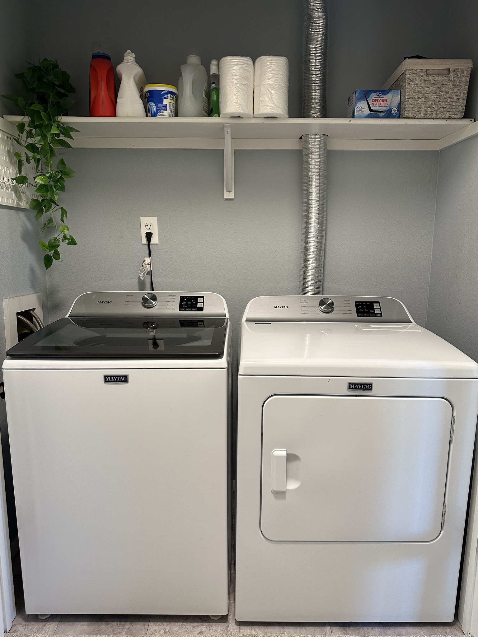 Building Photo - 2921 Richard Dr