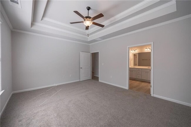 Building Photo - 853 Crossroads Ct