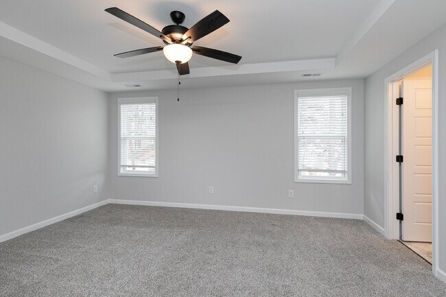 Building Photo - 38 Thunderhill, Clayton