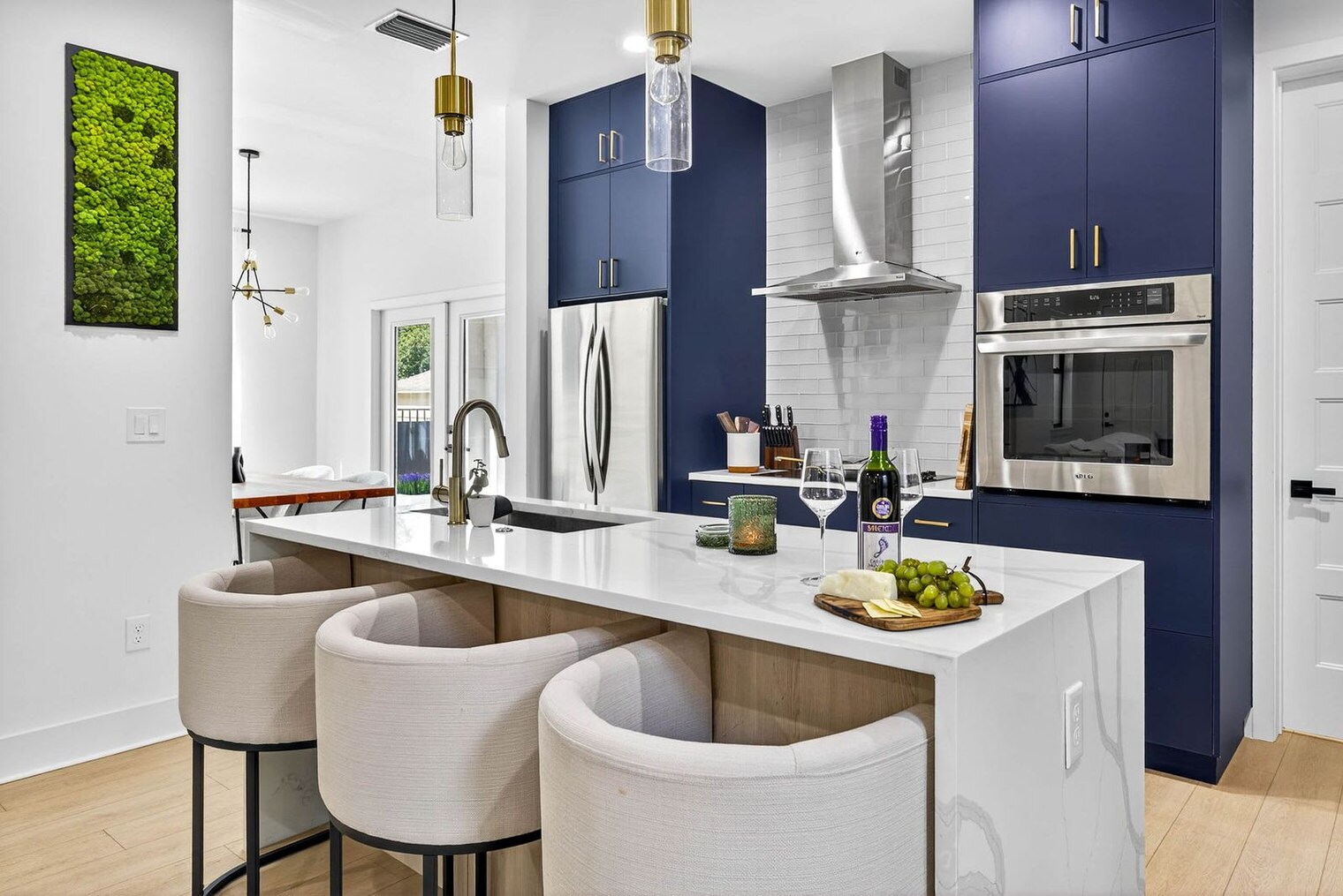 Building Photo - 1200 E Jean St