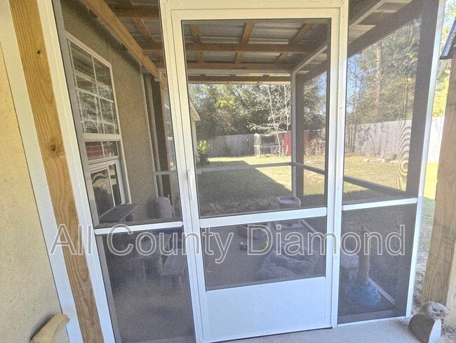 Building Photo - 13805 Flamingo Ave