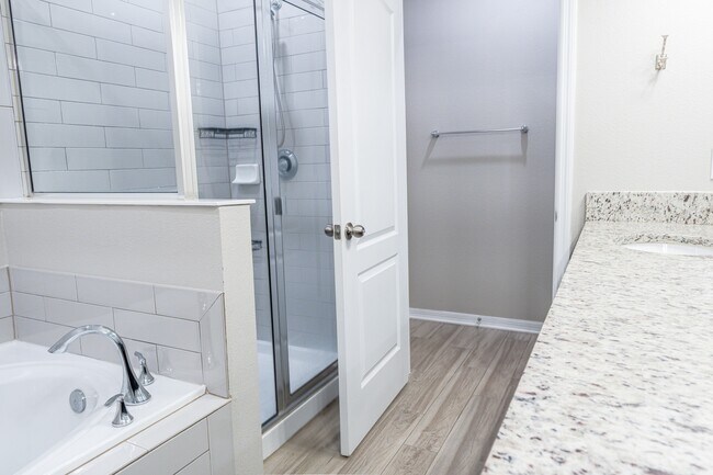 Building Photo - 11926 Sands Cv