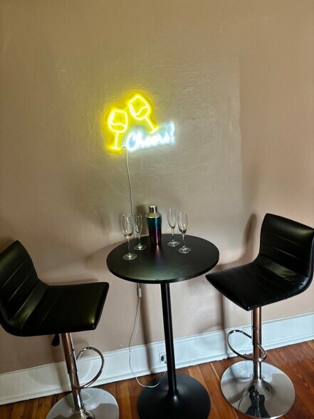 Building Photo - 1231 18th St