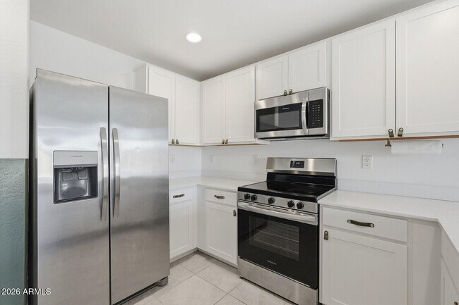 Building Photo - 12168 E Sunflower Ln