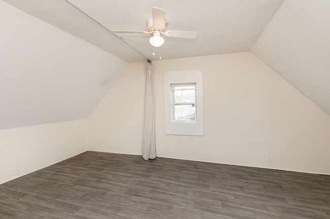 Building Photo - 1209 S Randolph St