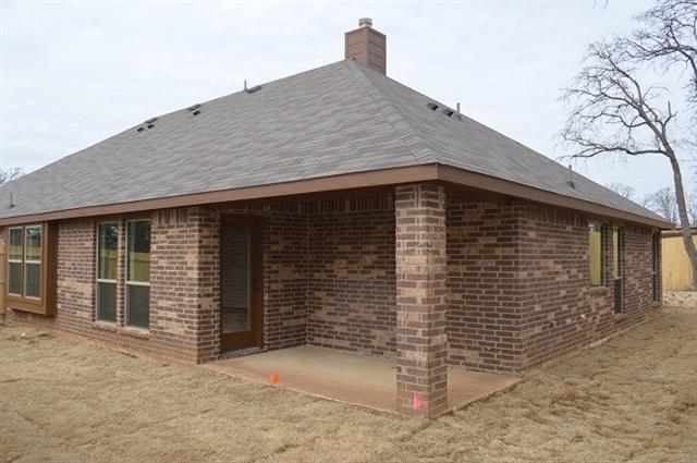 Building Photo - 320 Springtree St