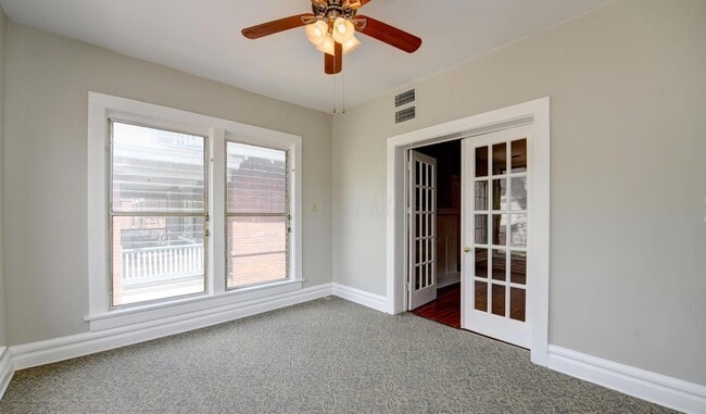 Building Photo - 1427 1/2 Bryden Road Unit