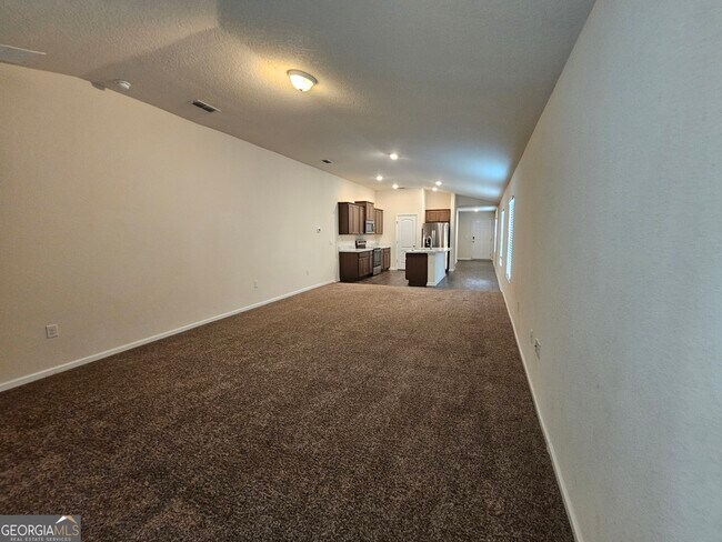 Building Photo - 137 Teakwood Dr