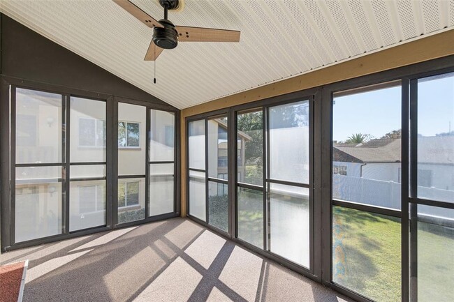 Building Photo - 4440 Pelorus Dr