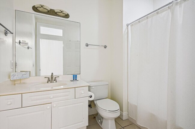 Building Photo - 8013 Surf Dr